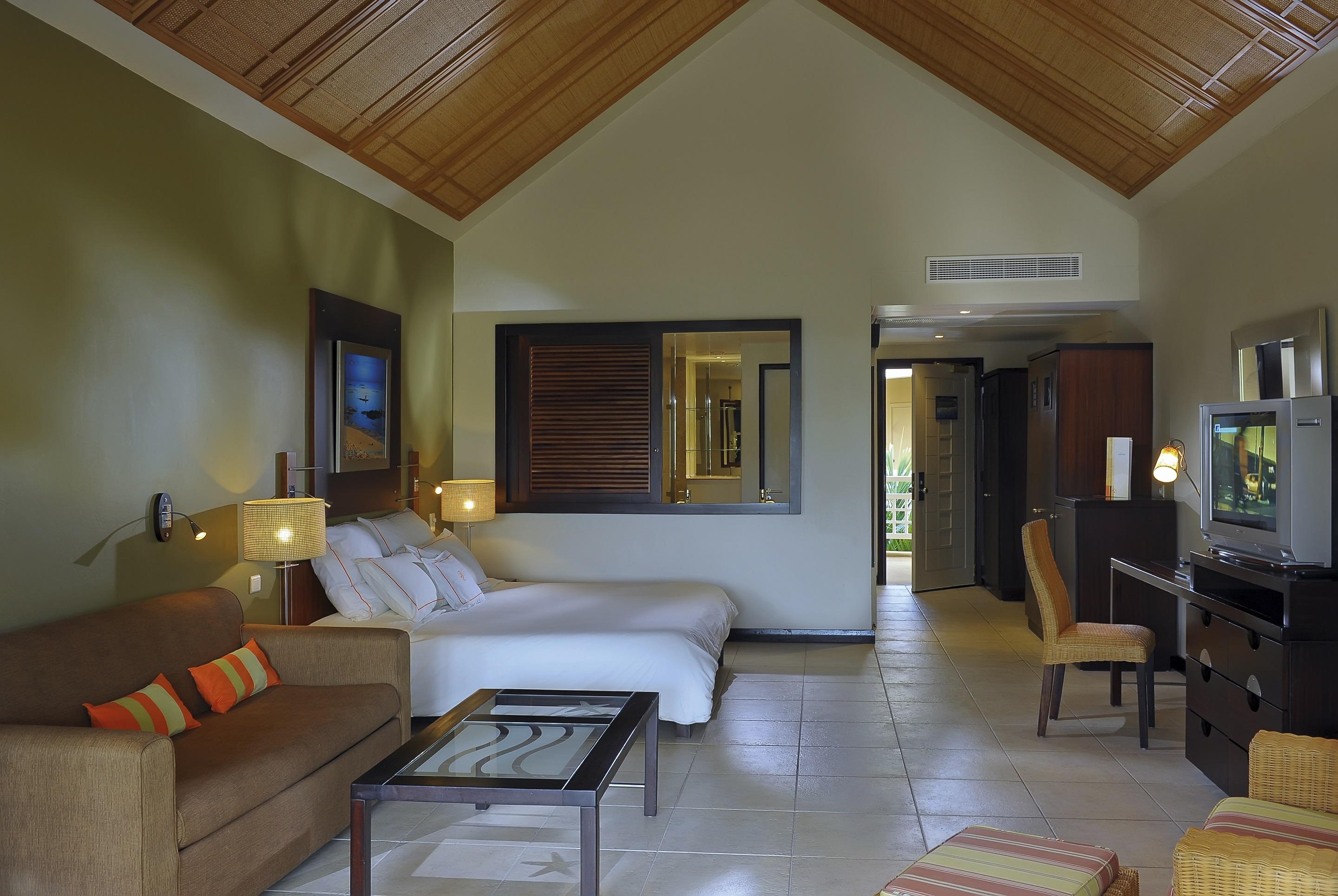 Victoria Beachcomber Resort & Spa Pointe-aux-Piments Esterno foto