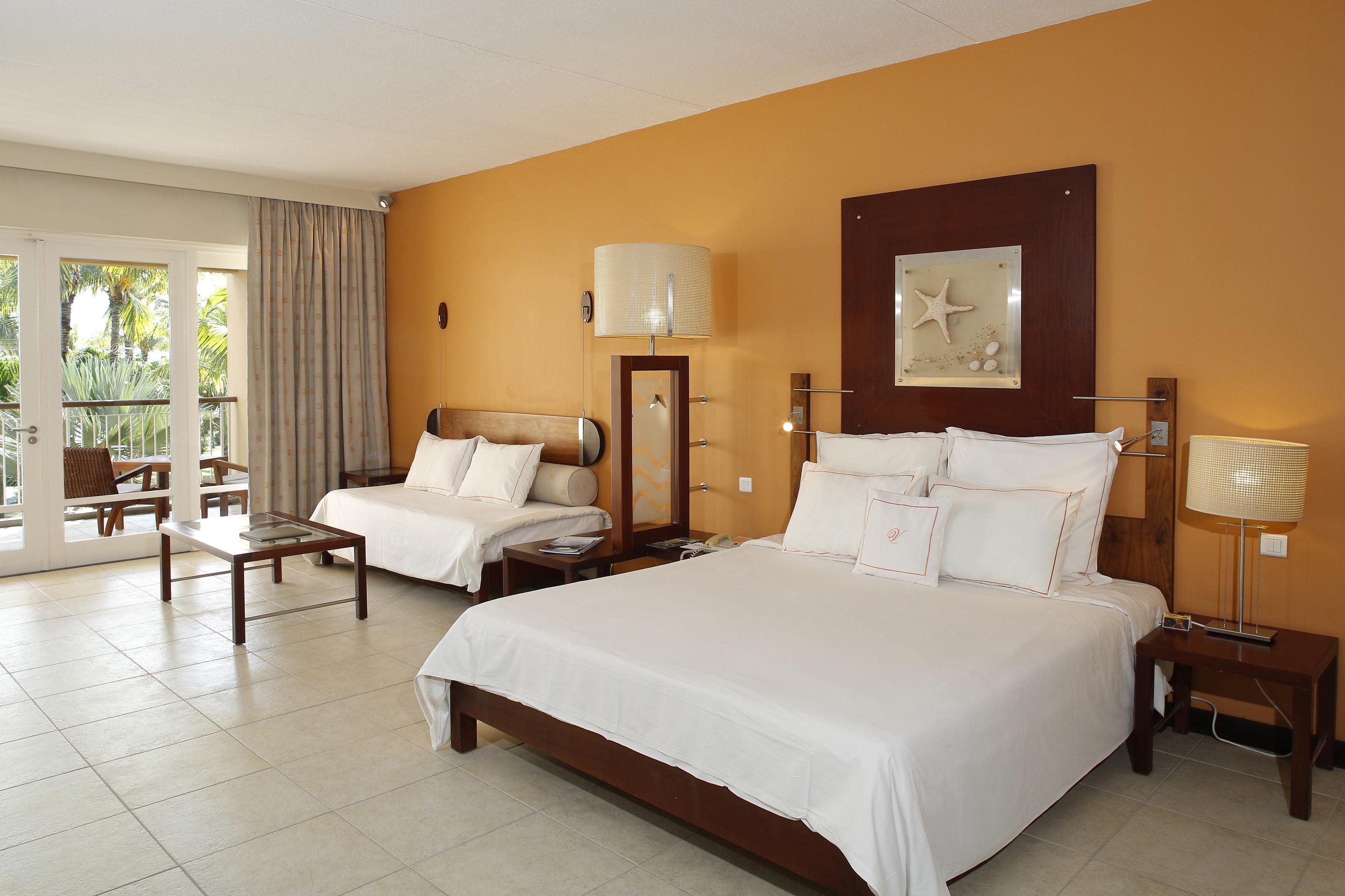 Victoria Beachcomber Resort & Spa Pointe-aux-Piments Esterno foto