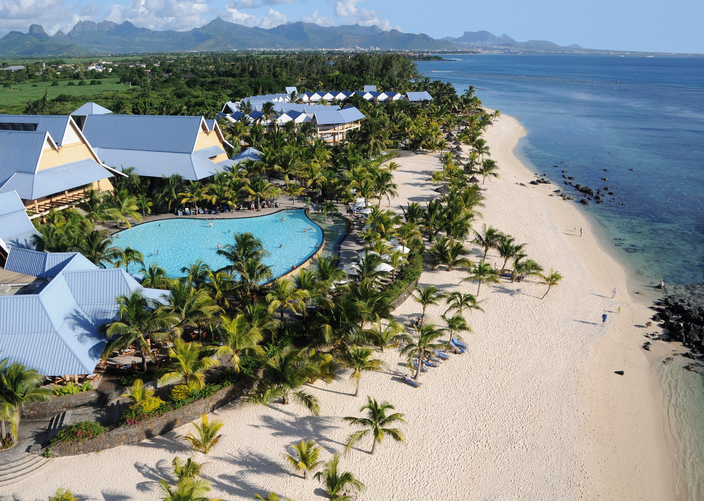 Victoria Beachcomber Resort & Spa Pointe-aux-Piments Esterno foto
