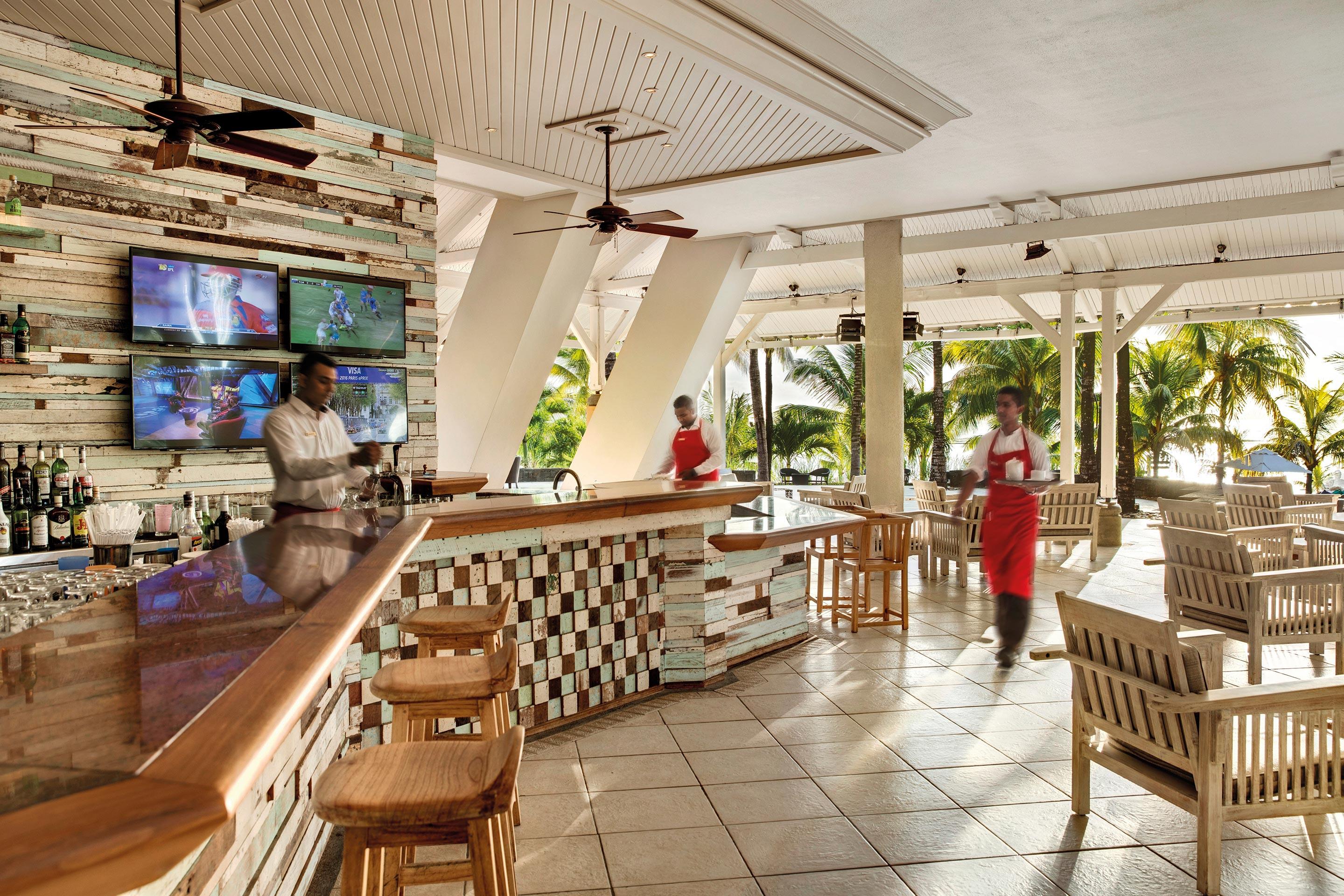 Victoria Beachcomber Resort & Spa Pointe-aux-Piments Esterno foto